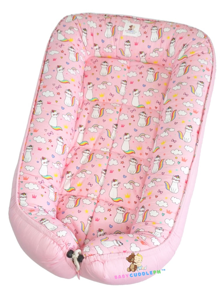 [PRE-ORDER] Cats in White (Limited Stock) - Babycuddle Bed