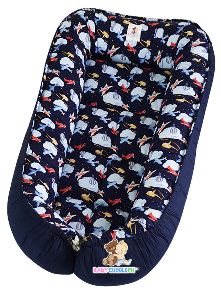 Airplanes in Navy Blue (Limited Edition) - Bed and Head Pillow
