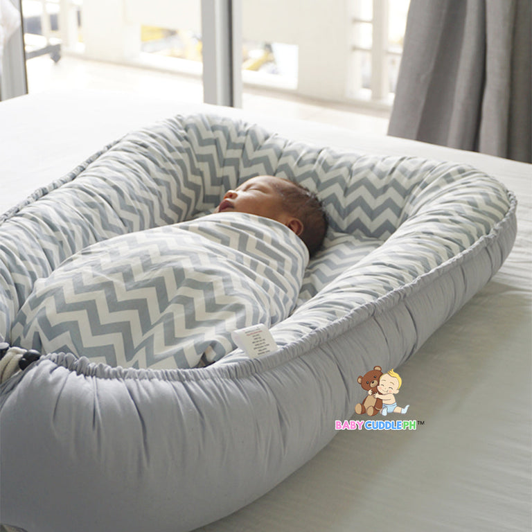 Animal Kingdom Pastel Green - Bed and Head Pillow